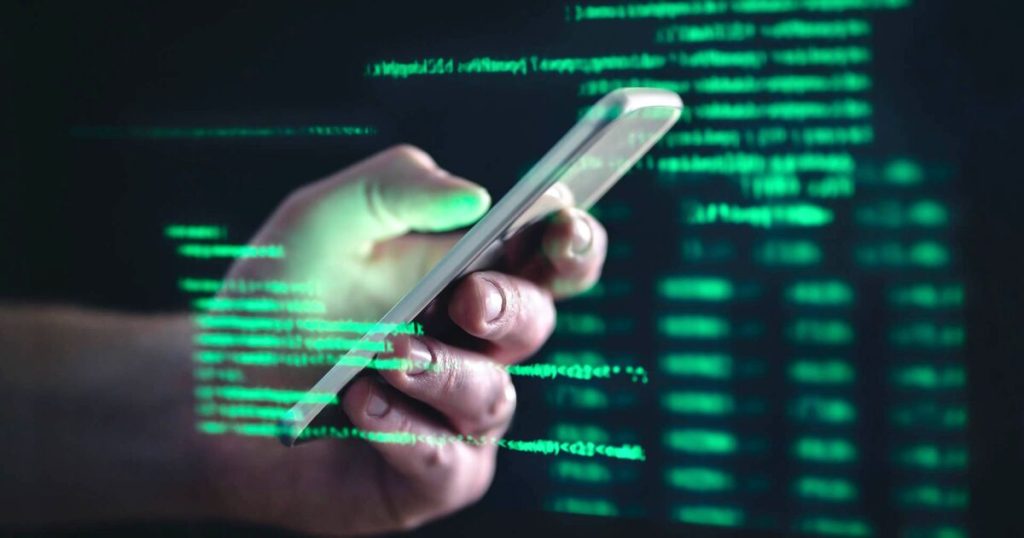 Solo tres datos bastan para estafarte en línea y es muy fácil para los ciberdelincuentes conseguirlos