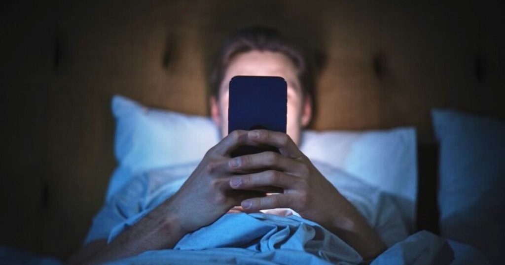 La vida privada se reduce ante la conectividad permanente